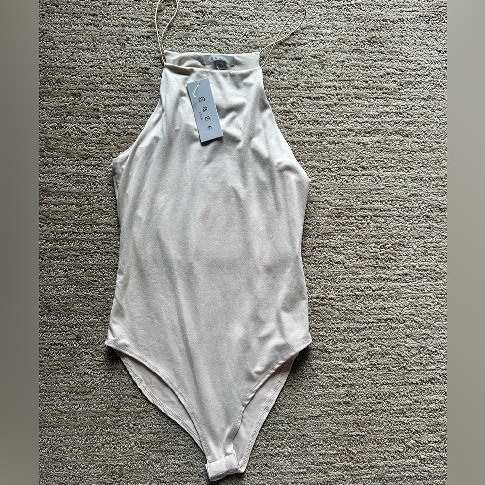 Nude bodysuitt